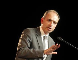 Frances main opposition party hit by corruption probe