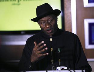 Nigerias Jonathan cancels visit to abducted girls town