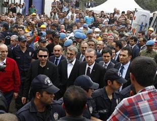 Erdoğan is always with the people, says Turkish FM after Soma protests