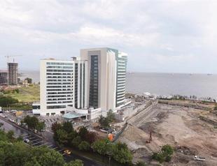 Municipality halts construction of contentious hotel in Istanbul coastline