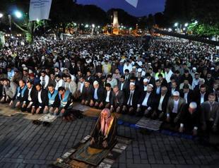 Muslim group prays in front of Hagia Sophia