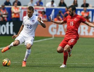 US down Turkey 2-1 in World Cup tune-up
