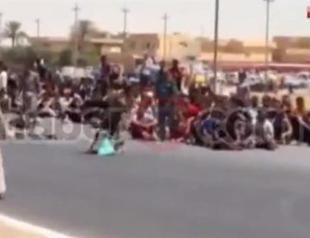 Footage reportedly shows Turkish consulate staff and Iraqi soldiers taken hostage by ISIL