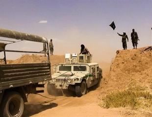 ISIL Iraq onslaught aids Syria regime, rebels: analysts
