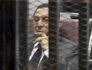 Egypt court sentences former strongman Mubarak to three years for corruption