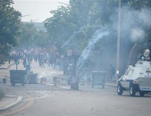 Police disperse Soma, Berkin Elvan protesters marching to Justice Ministry