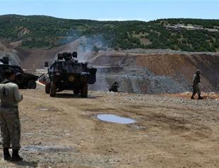 Five soldiers injured as clashes erupt during protests against security posts in Diyarbakır, Bingöl