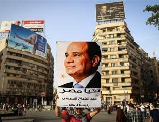 White House welcomes Sisi election, presses Egypt over rights
