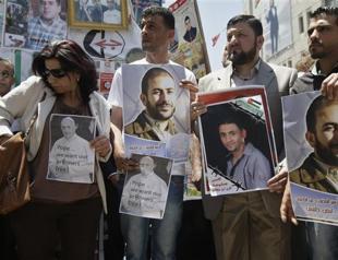 Israel doctors wont force-feed Palestinians