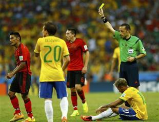 Brazil held by feisty Mexico as Ochoa stands firm