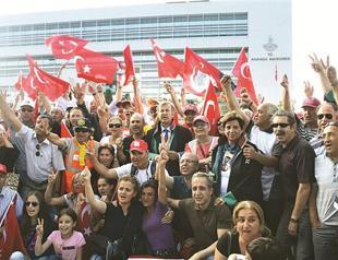 Ex-top army chief ready to testify at Balyoz retrial