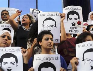 Egypt prosecutors demand maximum jail term for Jazeera reporters