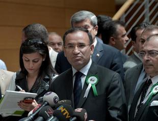 Question on PM aide who kicked protester leaves minister speechless