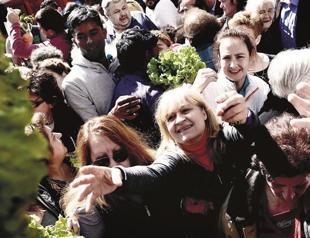 Greek economy gains ground in first quarter