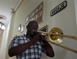 Cubas Buena Vista Social Club on Adios Tour