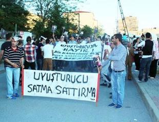 Locals launch fight against cheap synthetic drug in poverty-stricken Istanbul neighborhood