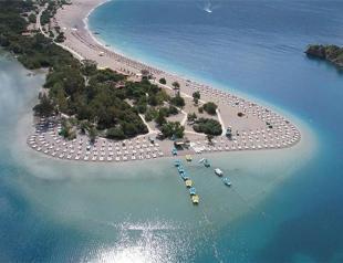 Locals march against privatization of Fethiye’s postcard beaches