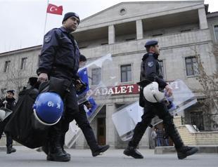 Polls to be repeated in Ağrı as BDP candidate declares his love to city