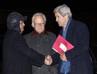 Israelis, Palestinians try to salvage talks: officials