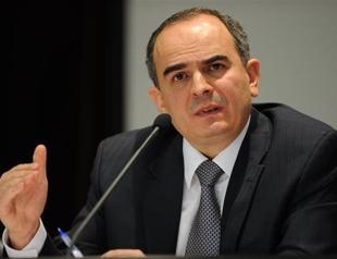 Turkish Central Bank will decide itself on any rate cuts: Governor