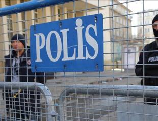 Eight policemen detained in operation in southern Turkey