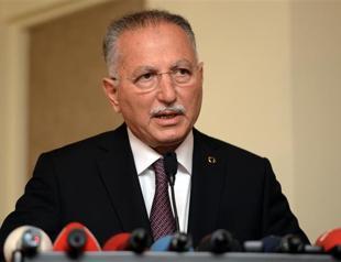 ‘We should maintain parliamentary system,’ İhsanoğlu says