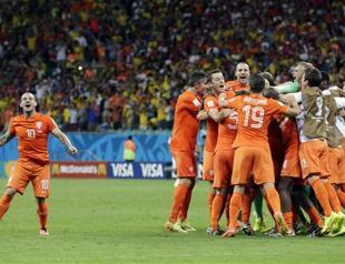 Krul saves Netherlands as Costa Rica downed
