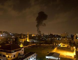 Israeli air strikes kill seven Gaza gunmen, Hamas says