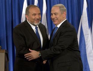 Israels Lieberman breaks alliance with PM over Gaza