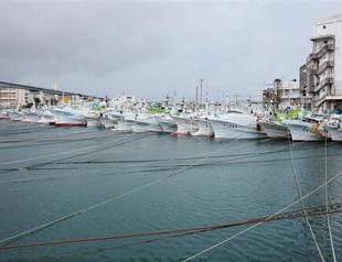 Japan issues highest alert over super typhoon Neoguri