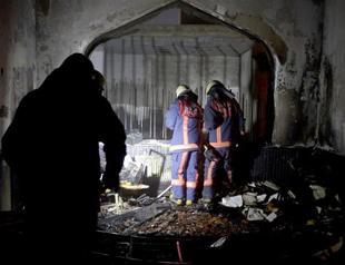Fire erupts at Shiite Mosque in Istanbul amid threats to community