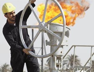 Kurds threaten action against Iraqi oil buyers