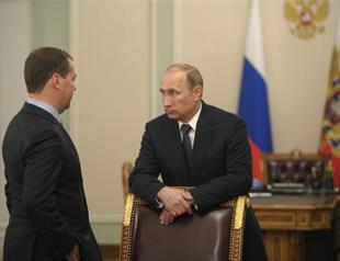 Putin urges Ukraine cease-fire after plane attack