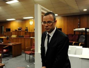 Pistorius admits no reason to fire fatal shots