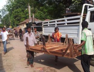 Bangladeshs oldest brothel closed after Islamist pressure