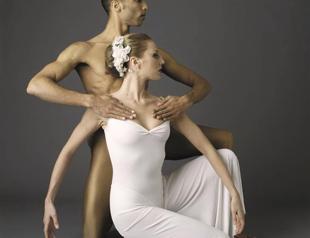 İzmir Festival hosts an iconic dance show