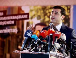HDP’s presidential candidate Demirtaş starts declaring donations