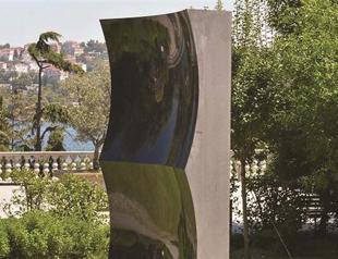 Kapoor work on display at Sabancı Museum’s collection