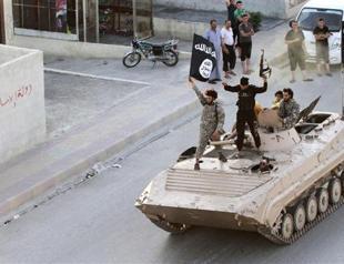 ISIL orders total cover-up for Syrian women: NGO