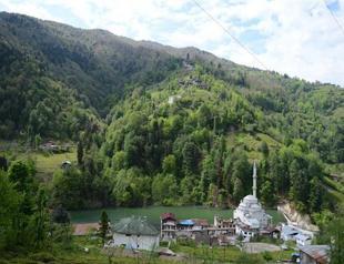 Resistance to urban renewal in historic Black Sea town