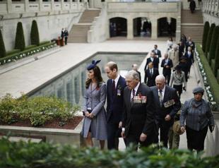 William and Kate end Australia tour with surprise ANZAC service