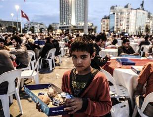 Governor suggests sending Syrians in Istanbul to camps in southeast