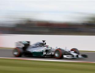 Mercedes braced for Rosberg, Hamilton dogfight
