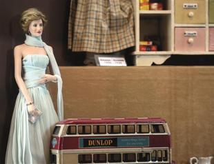 Toys draw visitors to museum