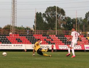 Burak Yılmaz brace lifts Galatasaray over Honved in friendly