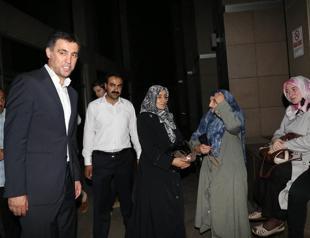 Policemen in wiretapping probe lose mobile phones