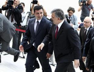 Outgoing president bids farewell to HDP’s presidential hopeful