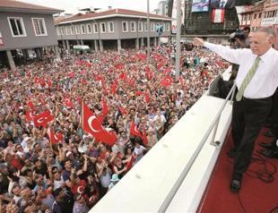 İhsanoğlu to PM Erdoğan: It’s not me who received medal from Israeli lobby