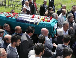 Turkish PM extends condolences to family of Istanbul clashes victim