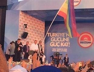 LGBT flag flies at PM Erdoğan’s rally